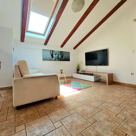 Apartment Roko