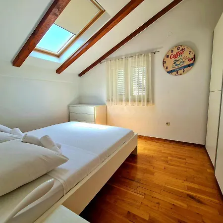 Apartment Roko