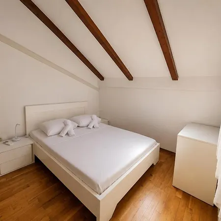 Roko Apartamento *