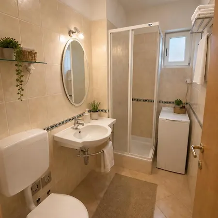 Roko Apartman *